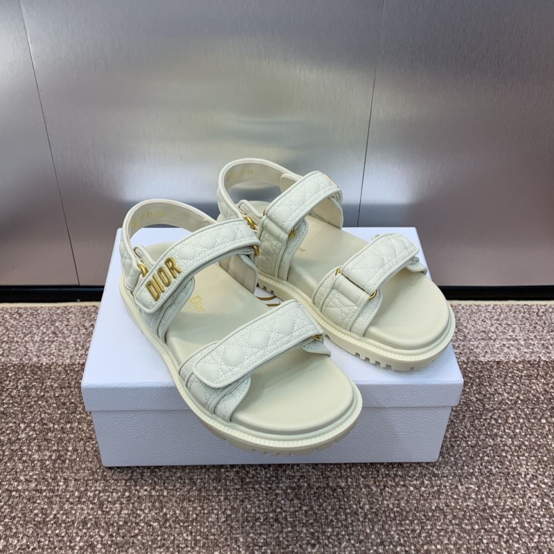 ch**an D*or sandals